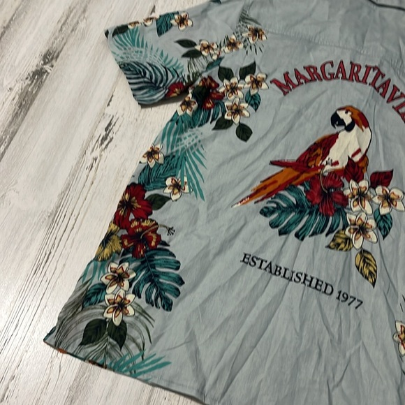 Margaritaville Linen Blend Button Down Size Medium - Picture 4 of 10